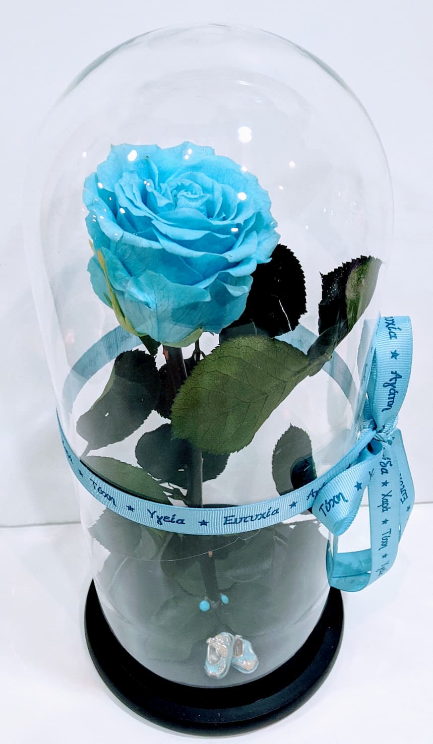 Forever Roses γαλάζιο σε γυάλινη καμπάνα Forever Roses γαλάζιο σε γυάλινη καμπάνα